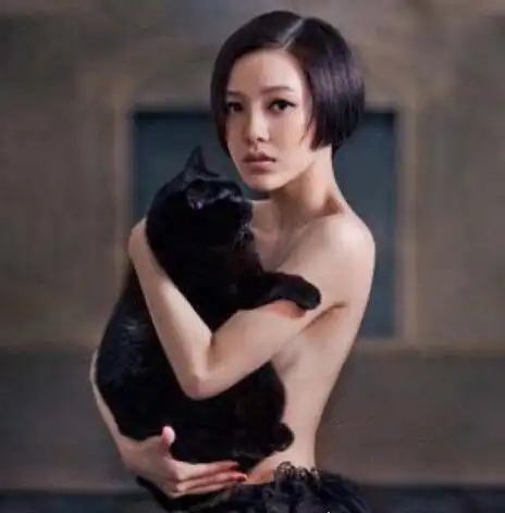 郭采洁菜花病私生活糜烂一女待父子染上性病