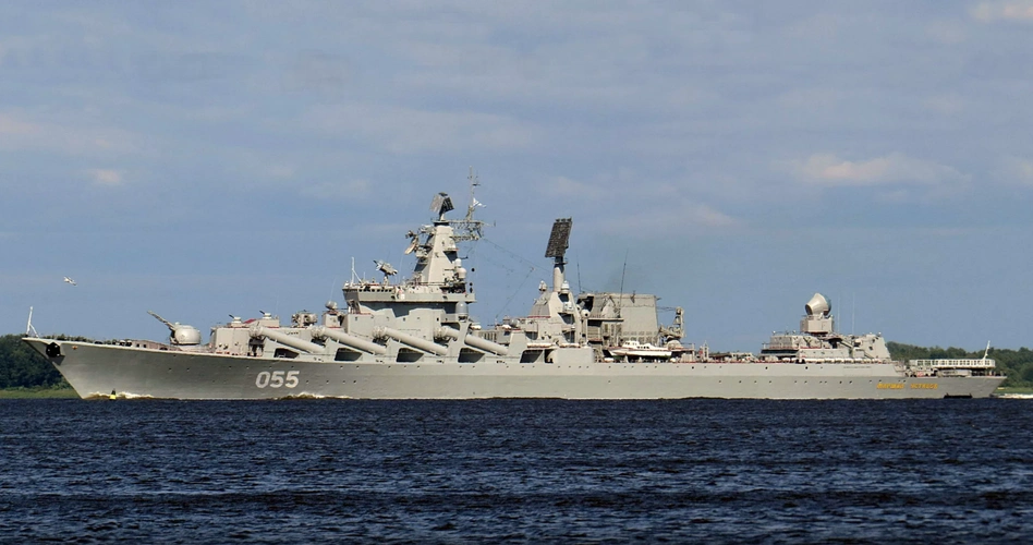 俄"光荣"级巡洋舰,脱胎于基洛夫级,至今仍扮演重要角色!|基洛夫|巡洋