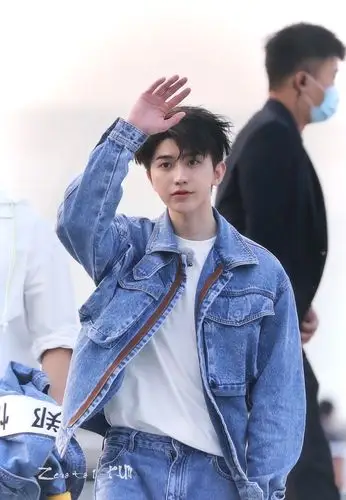 五蔡徐坤迷人蔡徐坤原创音乐人奔跑吧蔡徐坤蔡徐坤奔跑吧第五季蔡徐坤