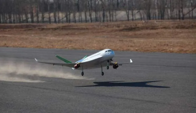 中国航空创新创业大赛来啦,一起为中国商飞"灵雀"加油!