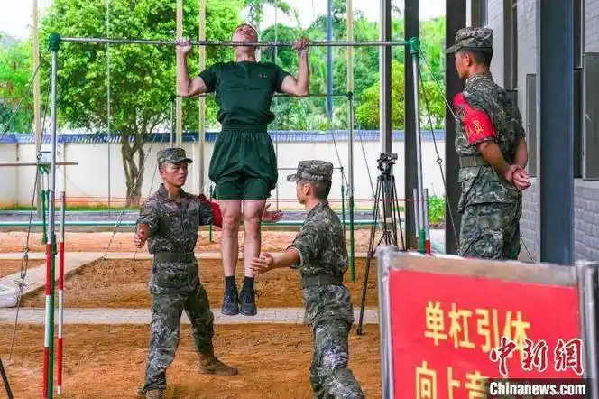 近日,武警广西总队南宁支队举办第五届军事体育运动会暨创破纪录比武