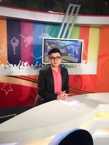 粤语体育解说会消失吗?专访叶紫辰,陈俊杰