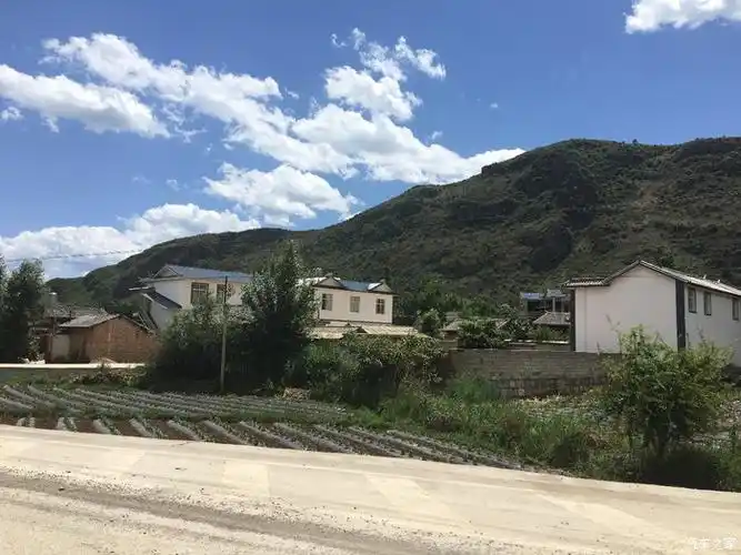 七个民族一家亲记云南大理洱源县三营镇郑家庄民族团结示范村