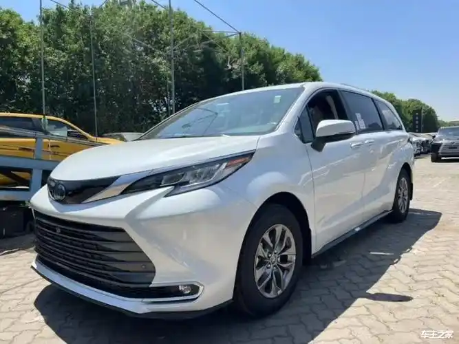 丰田塞纳亚洲版让利促销中 限时优惠高达20万元