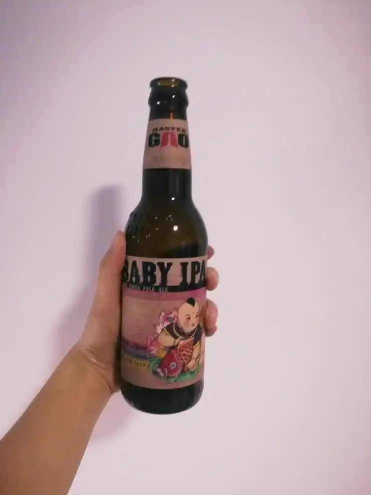 婴儿肥印度淡色艾尔啤酒