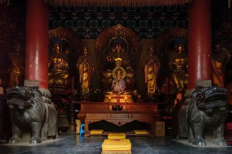 传佛教的禅宗祖庭,在中国佛教史上占有重要地位,被誉为"天下第一名刹"