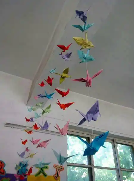 我喜欢的男生生日快到了 我想折千纸鹤 送给他 不知道他会不会喜欢 我