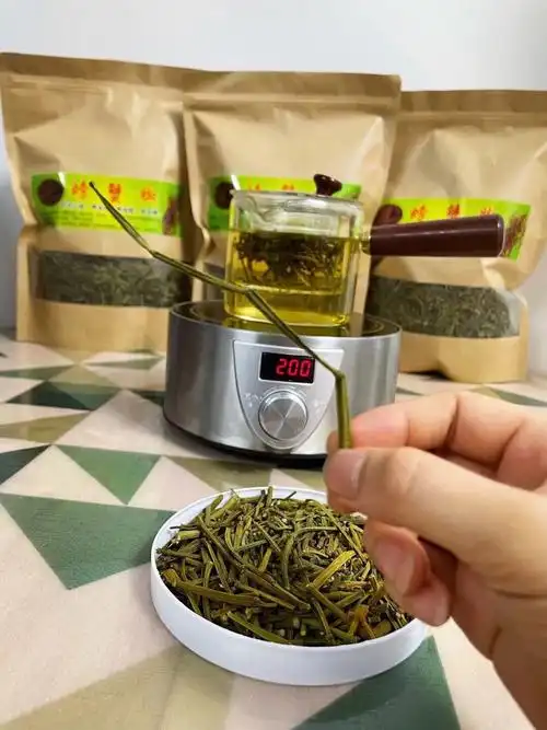 螃蟹脚草具有降三高,软化血管,清胆利尿,暖胃等功效.