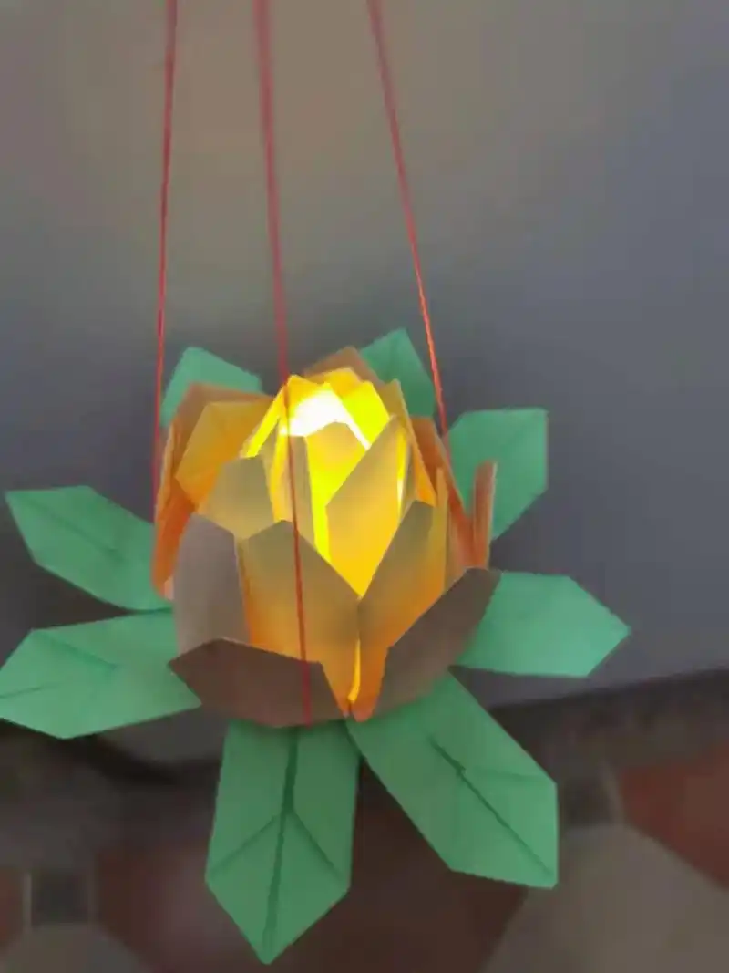 中秋节手工灯笼 #手工diy #折纸  每年交一次作业 感 - 抖音