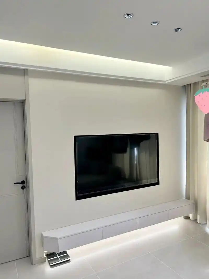 小户型的奶油风电视墙