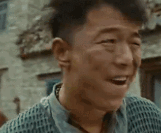 当时吃瓜群众对他的印象还停留眼线表情包小主赶脚,跟刚回国那会做作