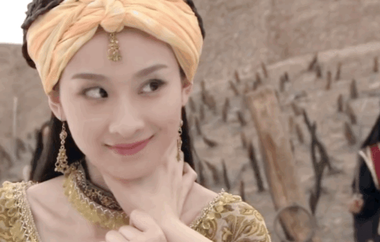 活佛济公里美女如云个个国色天香当年却只顾着看和尚了