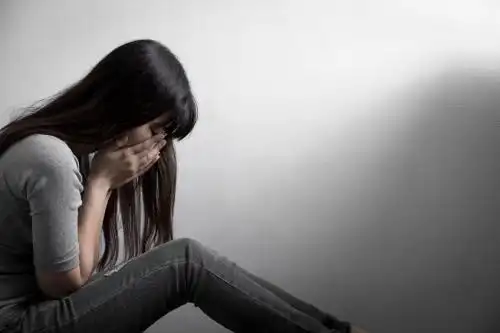 当你反感一个人的所做所为时,到底要不要表现出来?