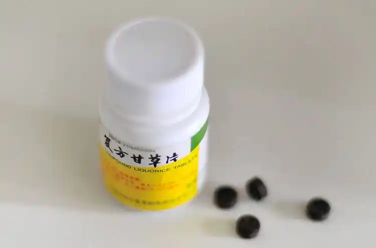 复方甘草片,吃多也会上瘾,普通感冒咳嗽还有这些止咳药可以用