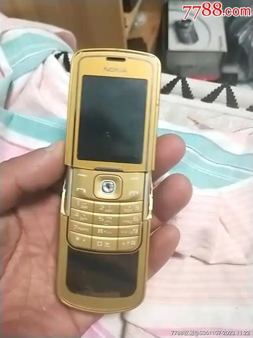 诺基亚8800黄金珍藏版_价格385元【青青春】_第1张