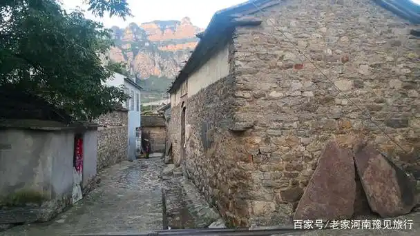 老家的村子,几乎没人住了