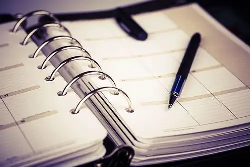 钢笔与笔记本高清图片