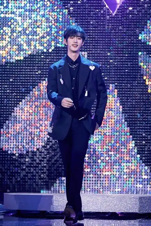 丁程鑫想念楼更新置顶时间表