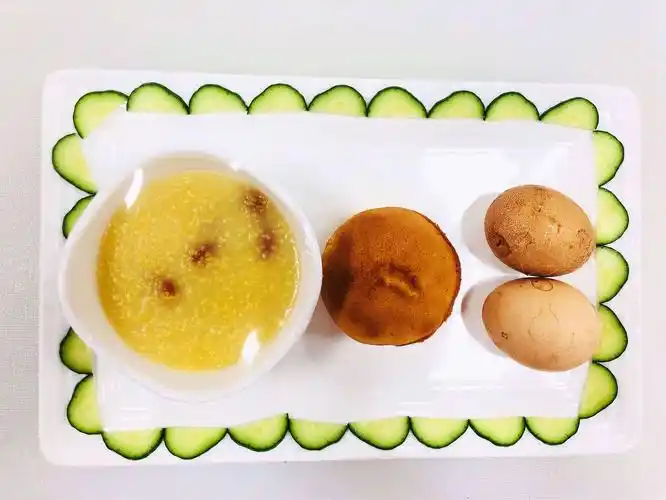 中育品格幼儿园宝宝营养美食播报