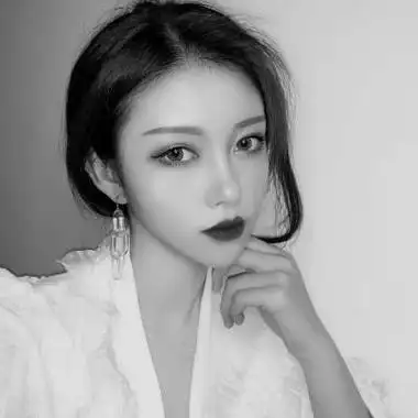 冷艳黑白头像女生霸气超酷个性女生清纯图片