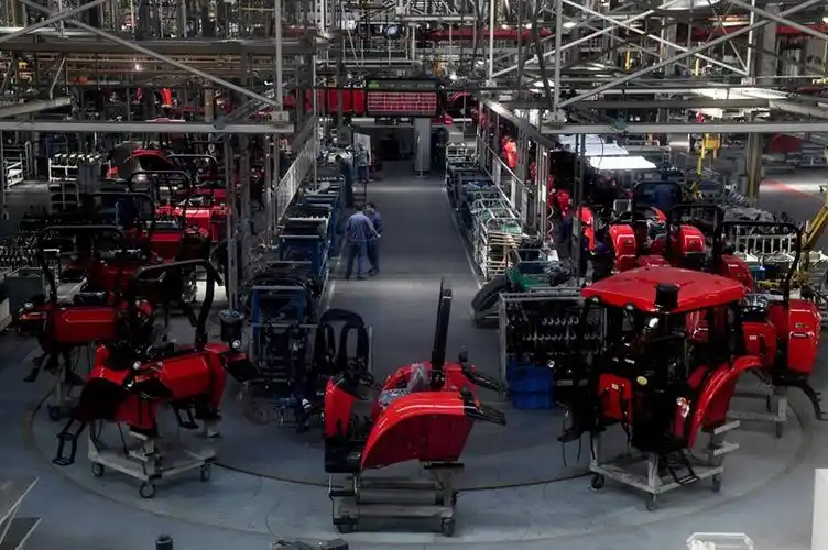 1958年,中国第一台拖拉机"东方红"在这里诞生.