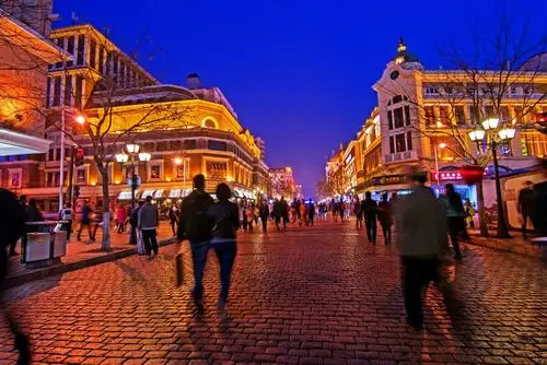 【携程攻略】哈尔滨中央大街购物,哈尔滨中央大街步行街是目前亚洲最