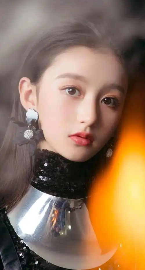 裴佳欣,高颜值可爱的小天使