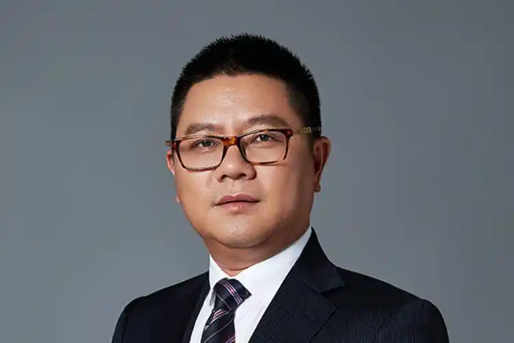 全国政协委员,均瑶集团董事长王均金:助力民航与新能源产业 高质量