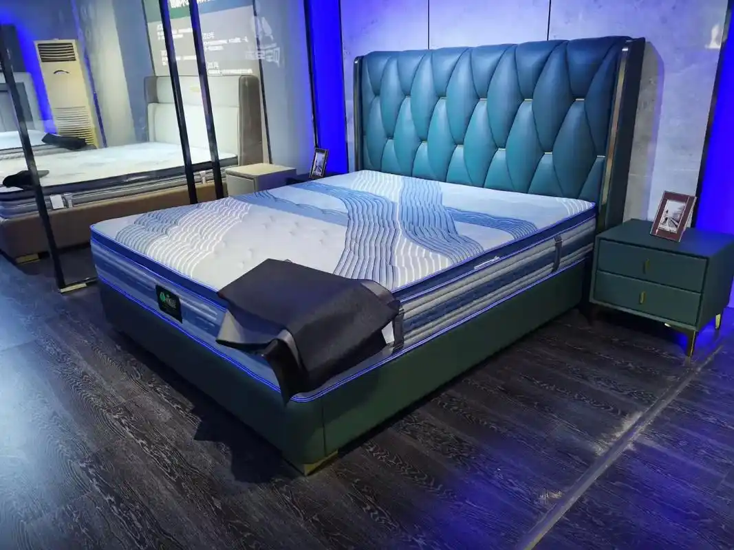 简约新款床头软包靠背高级感轻奢落地床