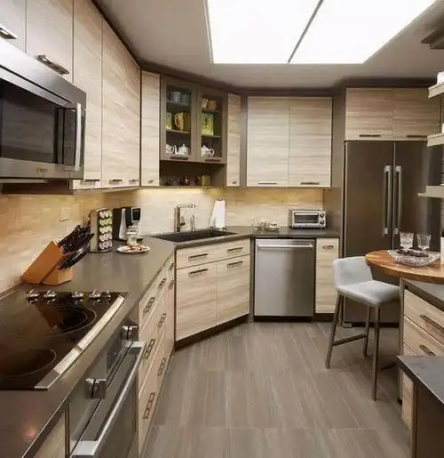 杭州发现一户人家厨房,那叫一个干净,拍给大伙晒晒,真是有钱人