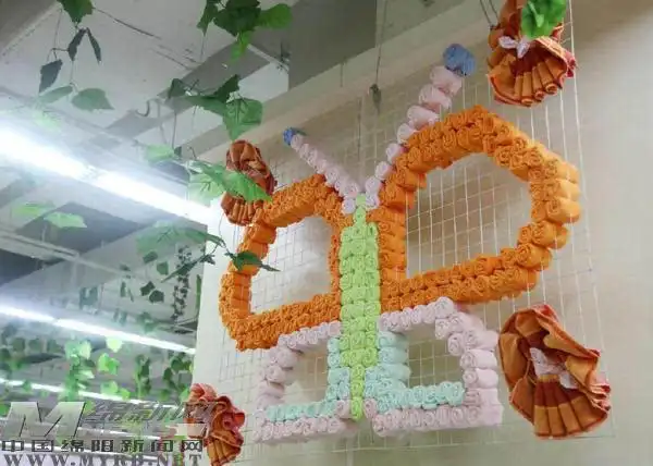 拖鞋爱心"还是"爱心拖鞋"洗碗巾和手套组成的孔雀,还开着屏呢