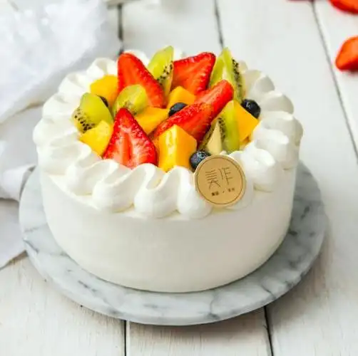 缤纷水果奶油蛋糕
