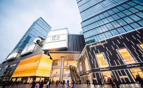 春熙路时尚活力区投资环境线上推介会举行签约额142亿