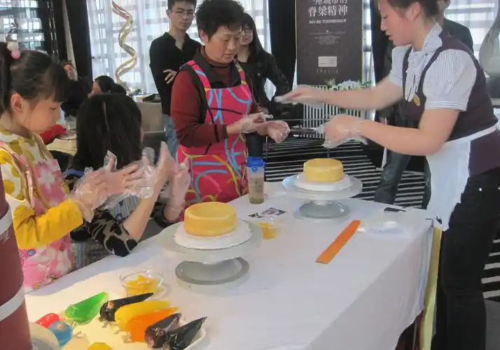 现场diy蛋糕制作活动现场diy蛋糕暖场活动