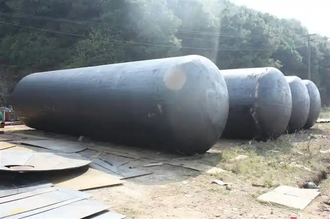 加油站储油罐能否使用浮顶式储油罐