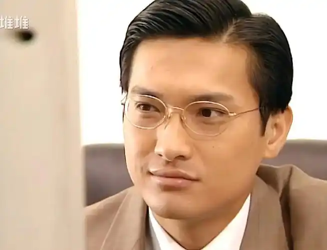 【以前追港剧中留下印象的男演员面孔#陈锦鸿#】在以前巅峰期的港圈