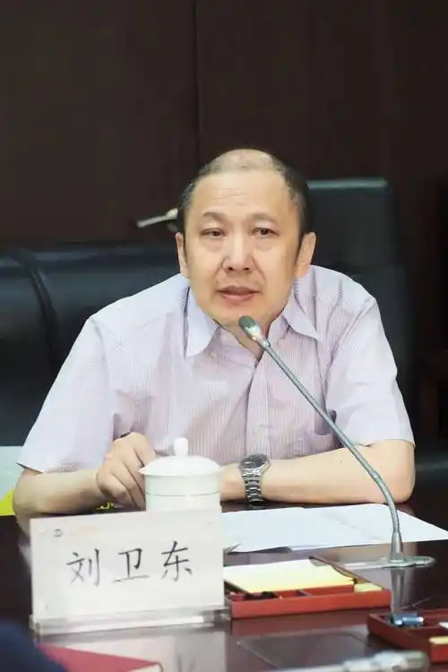 刘卫东谈阿加莎:她一直在捍卫侦探小说的尊严_阿婆_作品_文学