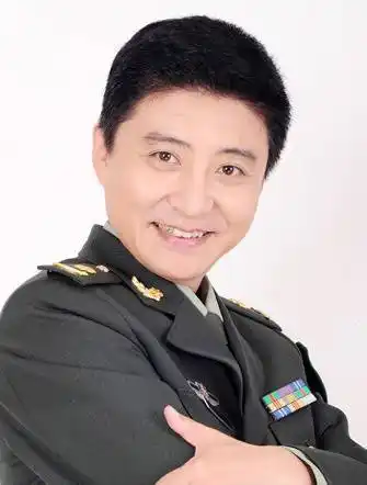 票数:398人气:2879鞠婧祎周炜个人资料详细资料>性别:男职业:导演