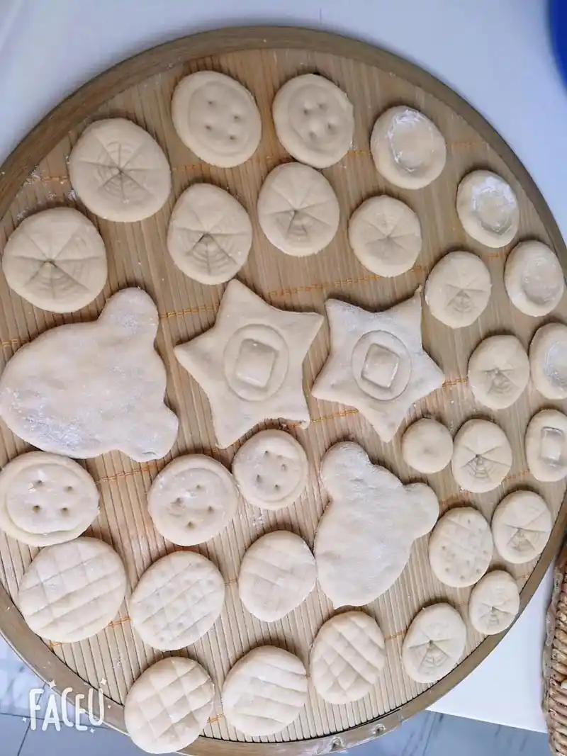 疫情在家  煎和熬都是变美味的方法    自制手工饼干    - 抖音