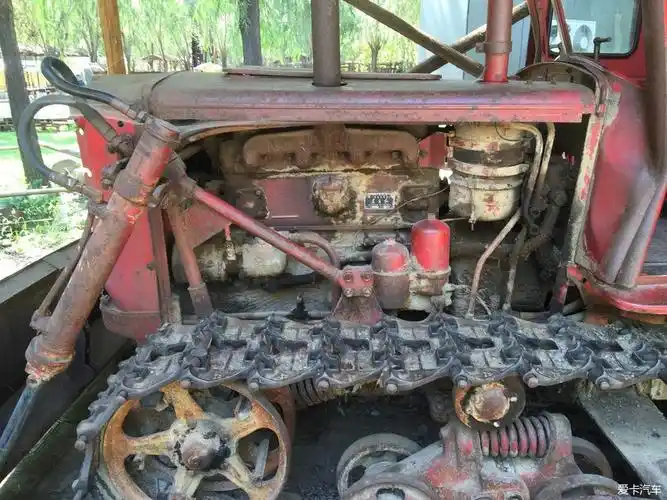 东方红-75型拖拉机(3/39)