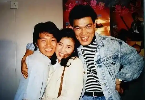 ④●○命运的玩笑○●陈美芝嫁到家里来之后不久就没有和冯月华相处了