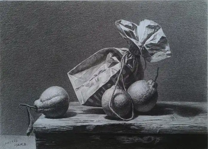 自学画画   #东莞   #东莞中学   #静物素描   #素描静物   #素描