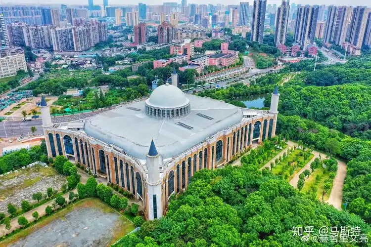 如何看待长沙民政职业技术学院被称为专科中的小清华? - 知乎