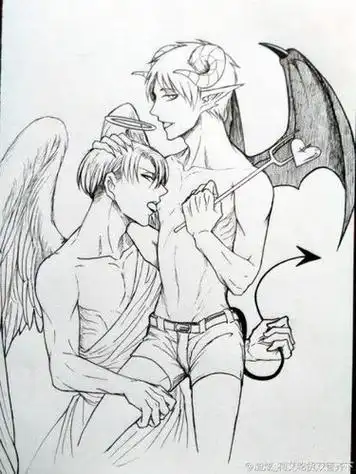 一半是恶魔一半是天使的简笔画