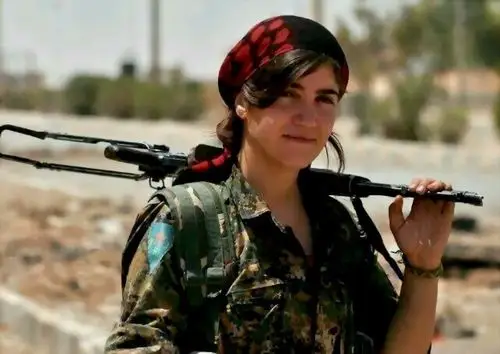 女兵|叙利亚|内衣_新浪新闻