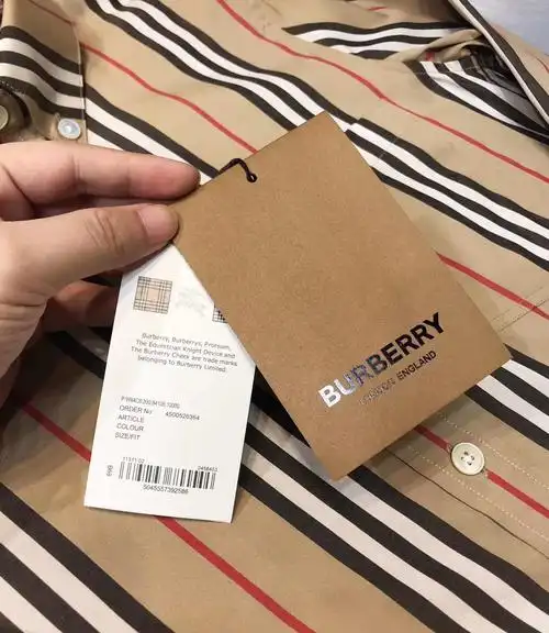 正品burberry条纹衬衣