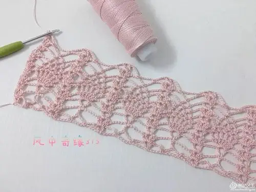 教你一件女士钩针镂空菠萝花蝙蝠衫(附图解)