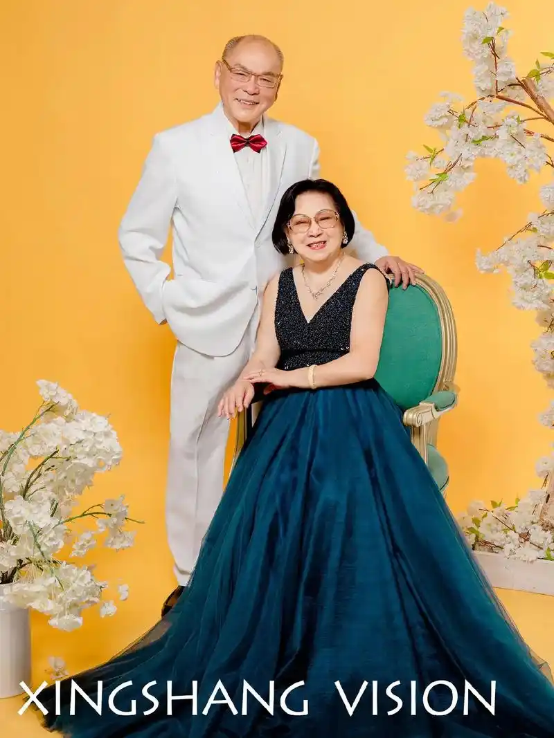 老年人婚纱照,结婚纪念照.5年是木婚; 10年是锡婚; 15 - 抖音