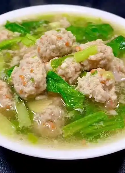 青菜丸子汤制作教程>快来和师傅学做吧!