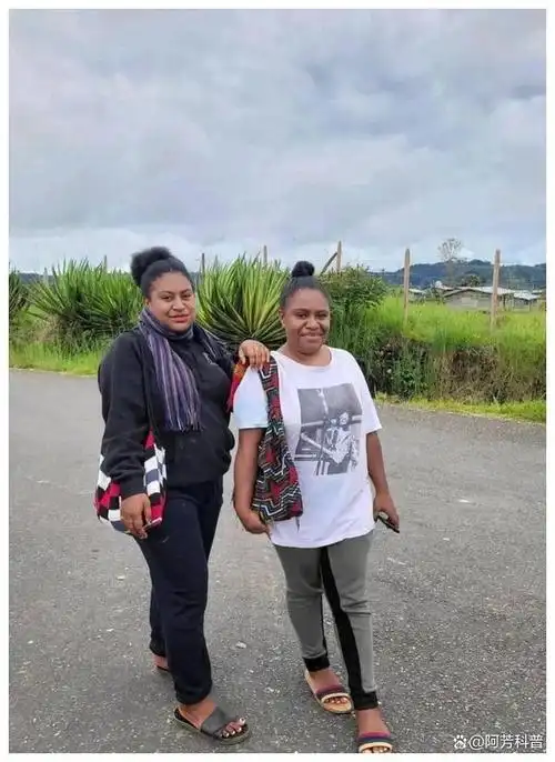 巴布亚新几内亚福建人的黑历史,娶有势力的黑人姑娘当靠山